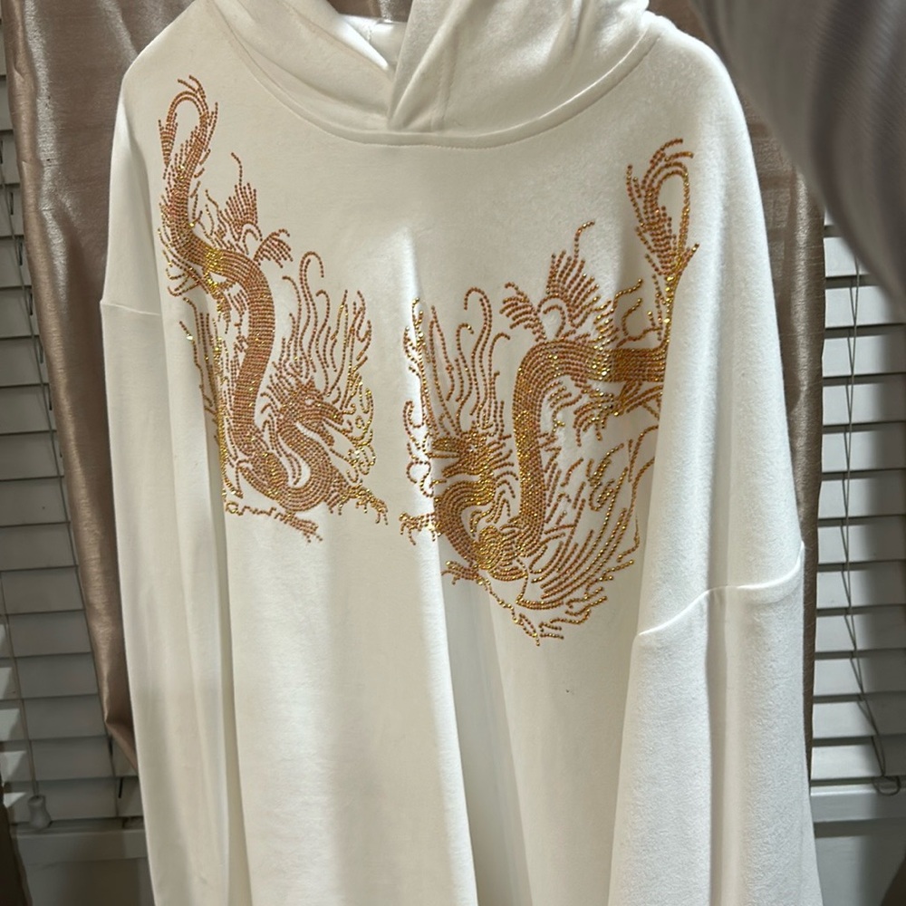 Heads or Tales Unisex Hoodie 
Size XL 
Used twice in very good condition